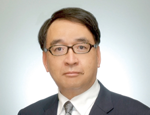 기우치 다카히데 와세다대 경제학과, 노무라증권 금융경제연구소 경제조사부장, 일본은행 정책위원회 심의위원
