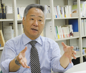 고홍승 동국대 산업공학과, 교토대 수리공학 박사, 삼성전자 전략기획실 정보전략부장(CIO), 한국정보보호진흥원(KISA) 자문교수
