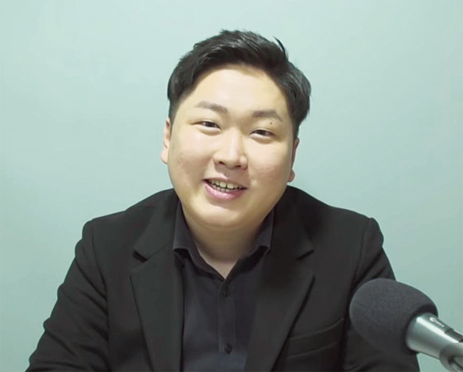 신재민 전 기재부 사무관이 유튜브를 통해 청와대를 둘러싼 의혹을 폭로했다. 사진 유튜브 캡처