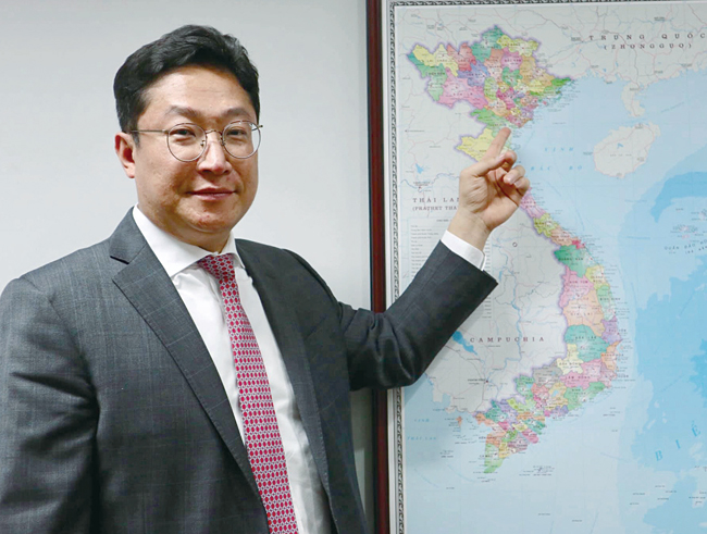 유동호 UC 헤이스팅스, 코리아타임스 기자(국방부·통일부 출입), LG전자 해외법무팀 변호사 사진 이용성 차장