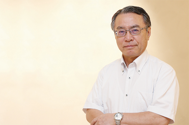 후지무라 도시오 1980년 도요타 제4기술부, 2006년 엔진 총괄부, 31년간 본사 기술부에서 엔진설계·개발, 2011년 아이치공업대 공학부 교수, 열역학·설계공학·에너지전환공학 담당, 2018년 일본 PwC 자동차섹터 고문