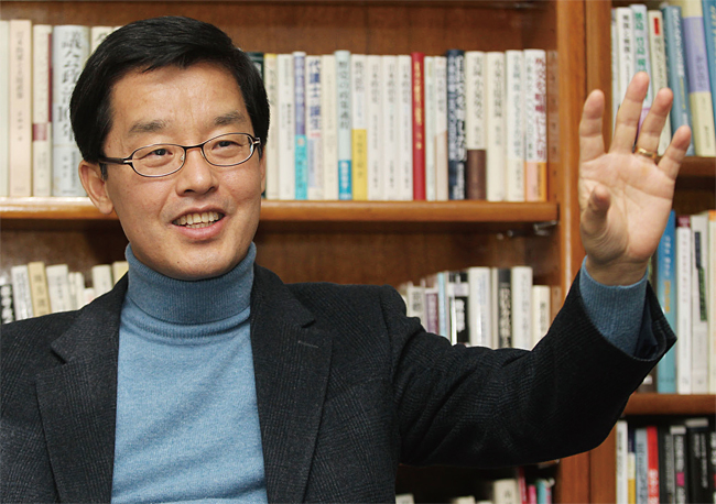 박철희 미국 컬럼비아대 정치학 박사, 일본 정책연구대학원대학 조교수, 외교안보연구원 조교수, 컬럼비아대, 일본 게이오대, 일본 고베대 객원교수 / 사진 이진한 기자
