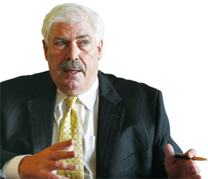 짐 클랜시(Jim Clancy) CNN 기자, CNN 보도 프로그램 ‘더 브리프’ ‘더 월드 투데이’ 앵커