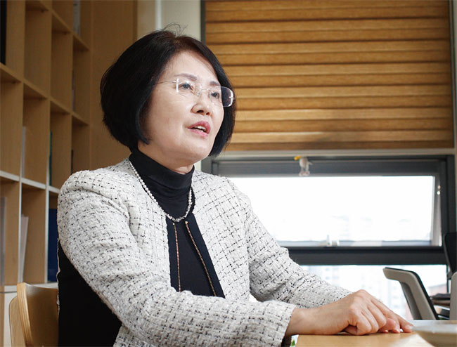 이인실 연세대 경제학 석사, 미국 미네소타대 경제학 박사, 미국 휴스턴대 교수, 통계청장, 국회예산정책처 경제분석실장