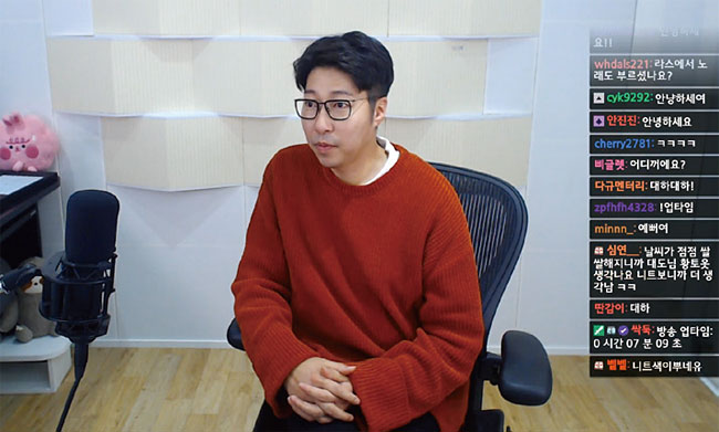 한국 게임 방송 분야의 대표 스트리머인 대도서관. 그는 지난해 12월부터 유튜브가 아닌 트위치에서 스트리밍 방송을 하고 있다. 사진 트위치