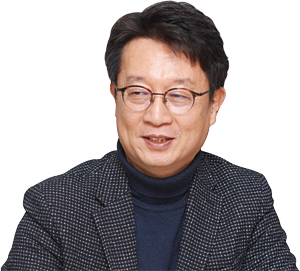 김도영 숭실대 사회복지행정 박사 과정 수료, 한국비영리학회 이사, CTS 라디오 ‘김도영의 나누기’ 진행