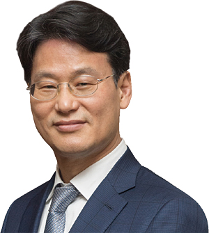 박천웅 연세대 경제학·노트르담대 경영학 석사, 한국투자공사 운영위원회 민간위원, 전 미래에셋자산운용 국제마케팅부문 대표