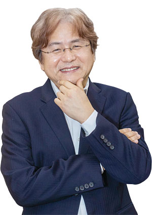 박형주 서울대 물리학, 미국 UC 버클리 수학학 박사, 미국 오클란드대 수학과 부교수, 고등과학원 계산과학부 교수, 포스텍 수학과 교수, 서울세계수학자대회 조직위원장, 국가수리과학연구소 소장 / 사진 김흥구 객원기자