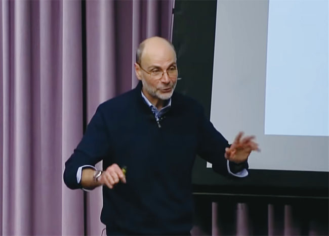 알베르토 사보이아 미국 스탠퍼드대 교수가 성공적인 아이디어 검증법에 대해 강의하고 있다. 사진 유튜브