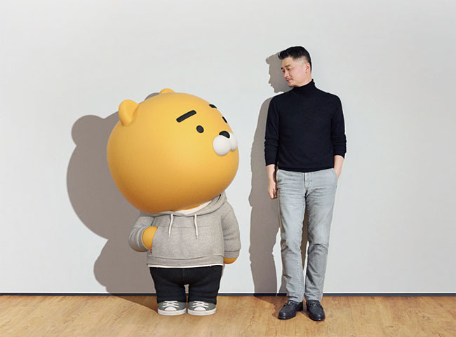 김범수 카카오이사회 의장의 자산 가치(6월 19일 기준)는 3조2947억원으로, 국내 주식 부호 6위에 올랐다. 사진 카카오