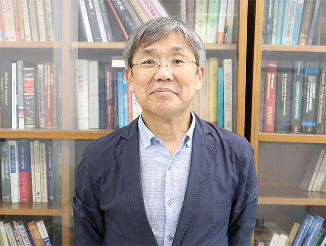 김한호 서울대 농경제학 학·석사, 미네소타대 응용경제학 박사, 농림축산식품부 통상 자문위원, 국회 입법지원 위원, 기획재정부 재정사업 평가위원, 국가지식재산위원회 위원 / 사진최상현 기자