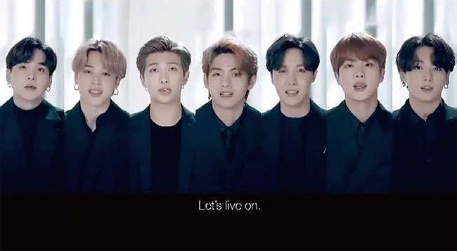 희망 메시지를 전하는 방탄소년단(BTS) 멤버들.사진 연합뉴스