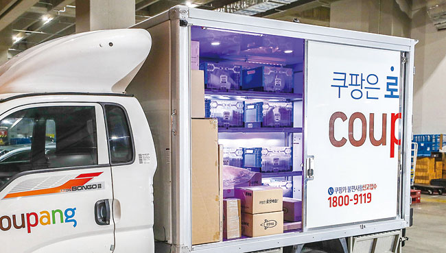 살균 장치가 설치된 쿠팡 배송 차량. 사진 쿠팡