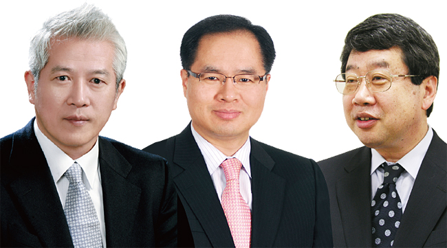 왼쪽부터 이동기 서울대 경영대학 교수 동반성장위원회 공익위원, 중견기업 연구원 이사 사진 서울대 / 조동근 명지대 경제학과 명예교수 바른사회시민회의 공동 대표, 시장경제 제도연구소 이사장 사진 명지대 / 이성봉 서울여대 경영학과 교수 대외경제정책연구원 연구위원 사진 서울여대