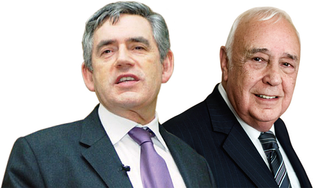 왼쪽부터 고든 브라운(Gordon Brown) 에든버러대 역사학, 전 영국 총리 로버트 스키델스키(Robert Skidelsky) 영국 경제·역사학자, 영국 상원의원, 워릭대 국제정치학 석좌교수