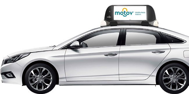 모토브는 택시 지붕에 센서가 부착된 옥외광고를 달아 데이터를 수집한다. 사진 모토브