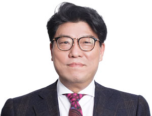 황부영 브랜다임앤파트너즈 대표 컨설턴트 전 제일기획 마케팅연구소 브랜드팀장, 전 넷밸류 코리아 한국지사장, ‘마케터의 생각법’ ‘레인메이커’ 저자