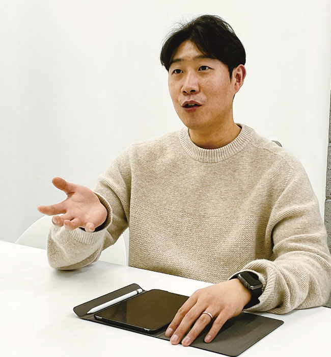 박근표 클래시컴퍼니 대표 연세대 기계공학과, 전 두산중공업 전략혁신부문 / ‘간판의품격’을 서비스하는 클래시컴퍼니의 박근표 대표는 “대표 레몬마켓인 간판 시장에서 투명한 절차와 양질의 서비스를 제공할 것”이라고 말했다. 사진 이진혁 기자