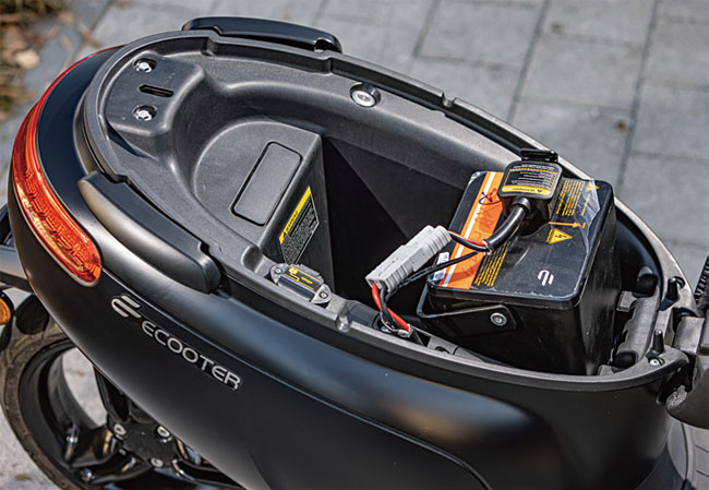 이쿠터 E1S는 지난해 출시됐던 E2의 모터와 배터리 시스템이 적용됐다. 사진 양현용