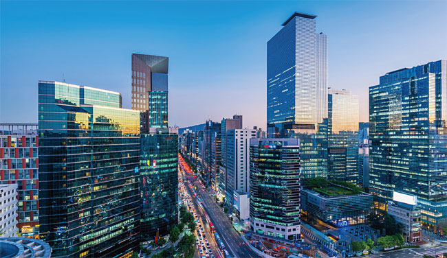 오피스 빌딩이 밀집한 서울 강남.