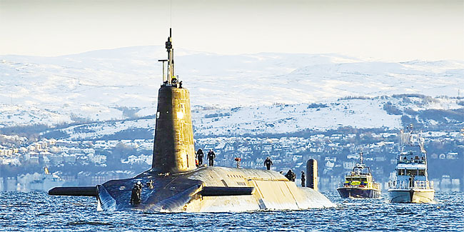 영국이 운용 중인 유일한 핵무기 운용 플랫폼인 뱅가드 전략핵잠수함. 미국에서 도입한 16발의 트라이던트 II SLBM을 탑재했다. 최고의 동맹 관계여서 핵무기 거래가 가능했다. 사진 위키피디아