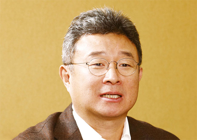구본걸 LF 회장. 구 회장은 지난 3월 대표이사직에서 물러났다. 사진 LF