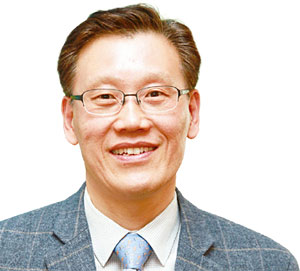 최인한 시사일본연구소 소장 현 경희사이버대 일본학과 강사, 전 한국경제신문 온라인총괄 부국장