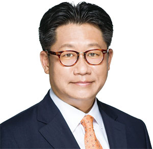 허욱 법무법인 세종 변호사 연세대 경영학·법학, 베이징대 법학 박사, 사법연수원 33기, 전 법무법인 율촌 상하이 대표처 대표