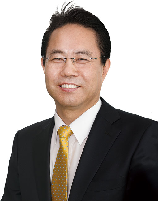 전병서 중국경제금융연구소장 경북대 경제학과, 서울대 경영학 석사, 중국 칭화대 경영학 석사, 중국 푸단대 경영학 박사, 현 경희대 경영대학원 객원교수, 전 대우증권 상무이사, 전 한화증권 전무이사