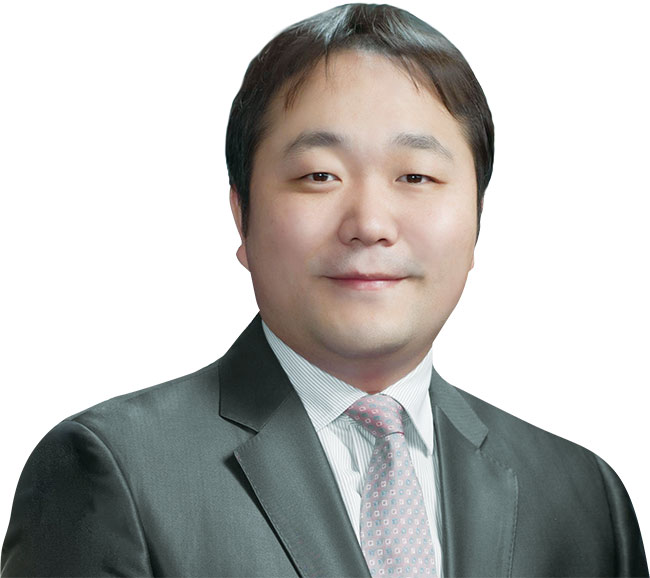 윤여삼 메리츠증권 연구원 서강대 경제학, 현 한국은행 통화정책 자문위원,전 대우증권 투자분석부 근무