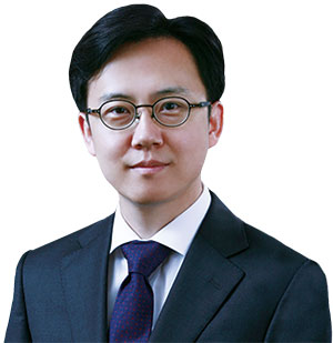 이강민 법무법인 율촌 파트너 변호사 성균관대 법대, 현 한국세법학회 이사, 현 지방세학회부회장, 현 조세정책학회 상임이사, 현 한국지방세연구원 지방세구제업무 자문위원 사진 법무법인 율촌