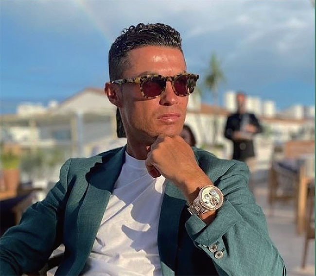 CR7 아이웨어. 사진 인스타그램