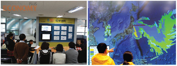 - 민간 기상업체 케이웨더 예보시스템(왼쪽)과 일본 원전사태 이후 대기 이동을 체크하는 한국원자력 안전기술원.