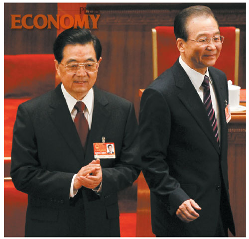 - 지난 3월 14일 베이징 인민대회당에서 열린 전국인민대표대회 폐막식에 참석한 후진타오 국가주석(왼쪽)과 원자바오 총리. 중국 지도부는 향후 우선적으로 추진할 국정과제로 부패 척결 등 정치개혁을 내세웠다.