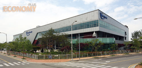 - 송도경제자유구역 내 위치한 코텍 본사·공장.