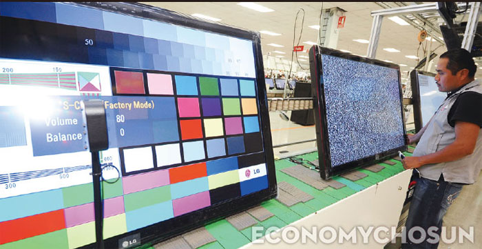 멕시코 레이노사에 있는 LG전자 TV 공장 모습. LG TV는 멕시코 시장의 최대 강자다.