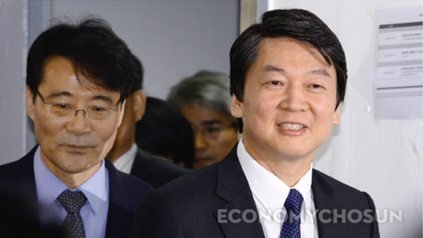 안철수 무소속 후부는 재벌개혁론자로 통하는 장하성 고려대 교수(왼쪽)를 정책총괄로 영입했다.
