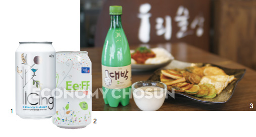 1, 2. 젊은층 기호를 감안해 개발된 국순당의 아이싱과 서울탁주의 이프 3. 국순당의 대박은 출시 2개월 만에 500만병 판매를 돌파해 막걸리 시장에 활기를 불어넣고 있다.