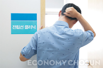 - 전립선비대증은 약물로 충분히 치료가 가능하기 때문에 수술 등에 부담을 느끼지 않아도 된다.