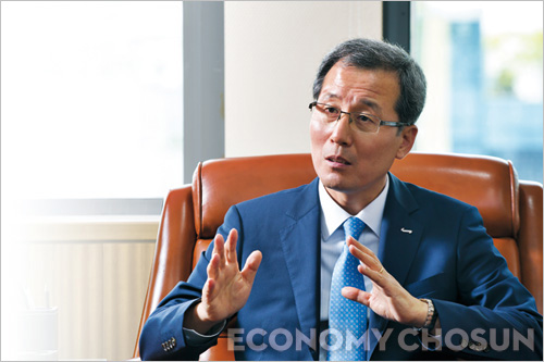 - 홍영만 사장은 “정부의 공기업 정상화와 임직원들의 협조가 혁신의 기반이 됐다”고 말했다.