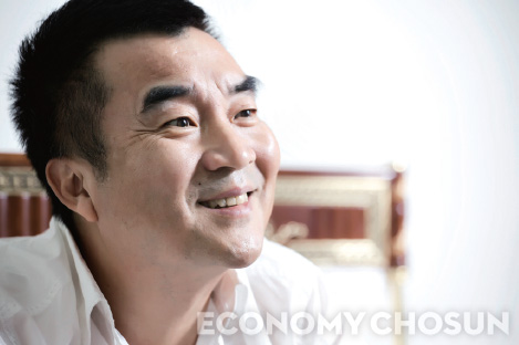 - 원영식 회장은 “남을 도울 때 마음의 여유가 생긴다”며 “그 여유가 원동력이 돼 일하고 돈을 벌 수 있다”고 말했다.