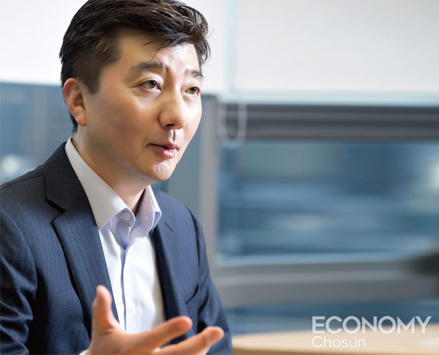 2012년부터 GE코리아를 이끌고 있는 강성욱 사장은 “GE가 ‘산업 인터넷’과 ‘브릴리언트 팩토리’로 제조 혁명을 일으킬 것”이라고 말했다.