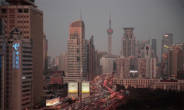 중국 상하이 시내 중심가