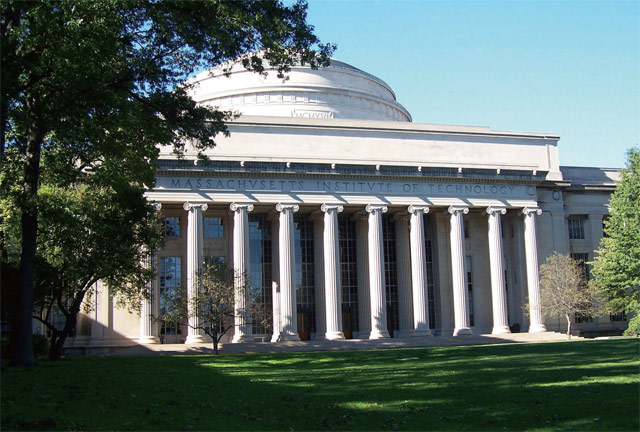 미국 최고의 명문 공과대학 MIT를 상징하는 건물인 킬리안 홀. <사진 : 블룸버그>