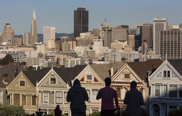 미국 샌프란시스코 도심 인근에 있는 주거지. 미국은 전체 인구 중 생산가능인구가 차지하는 비중이 감소하고 있지만 주택 가격은 상승 추세다. <사진 : 블룸버그>