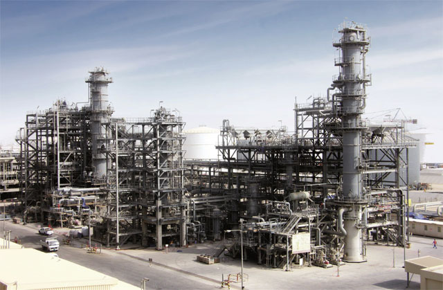 현대건설이 2011년 준공한 카타르 천연가스 액화정제시설. <사진 : 현대건설>