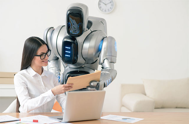 비벡 와드와 카네기멜런대 교수는 “로봇기술을 잘 활용하면 친구이자 동반자가 되지만 잘못 사용하면 인간을 위협하는 로봇이 된다”고 말했다.