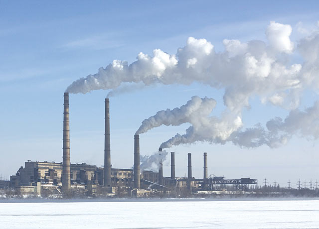 노후 석탄화력발전소는 미세먼지 발생의 원인으로 꼽힌다.
