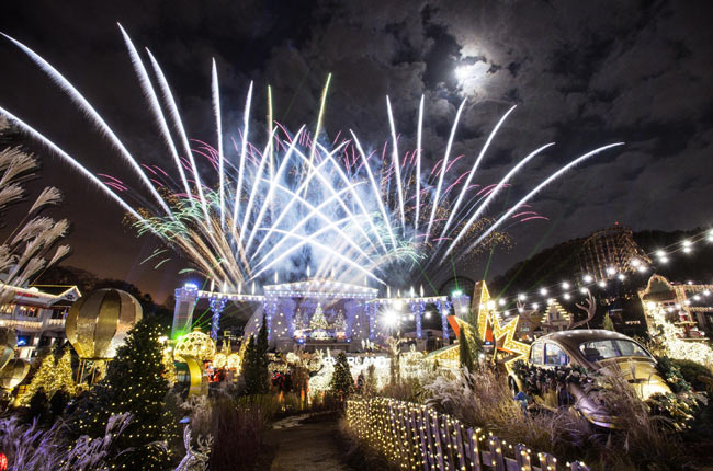 에버랜드가 올 연말을 더욱 환상적이고 로맨틱하게 만들어 줄 특별한 겨울 축제 ‘크리스마스 판타지’를 선보인다.