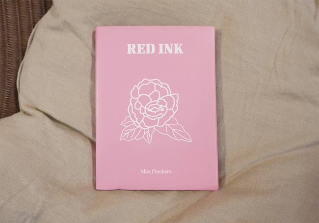 사진집 ‘Red Ink’. 사진 김진영